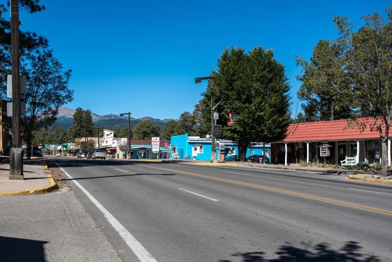 Apache Village Cabinette 11, Queen Bed, Midtown, Sleeps 2 Ruidoso Extérieur photo